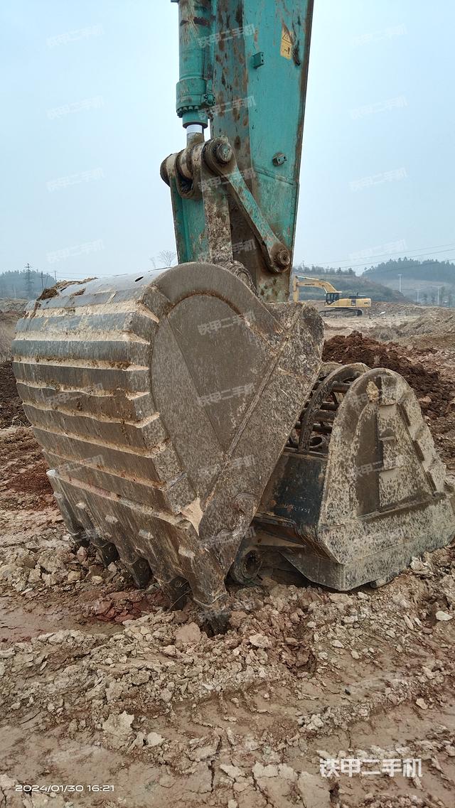 驾驶室整体（整机外观）