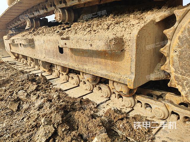 单侧履带整体（整机外观）