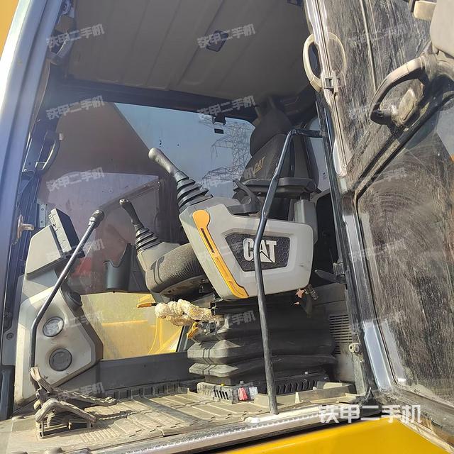 驾驶室整体（整机外观）