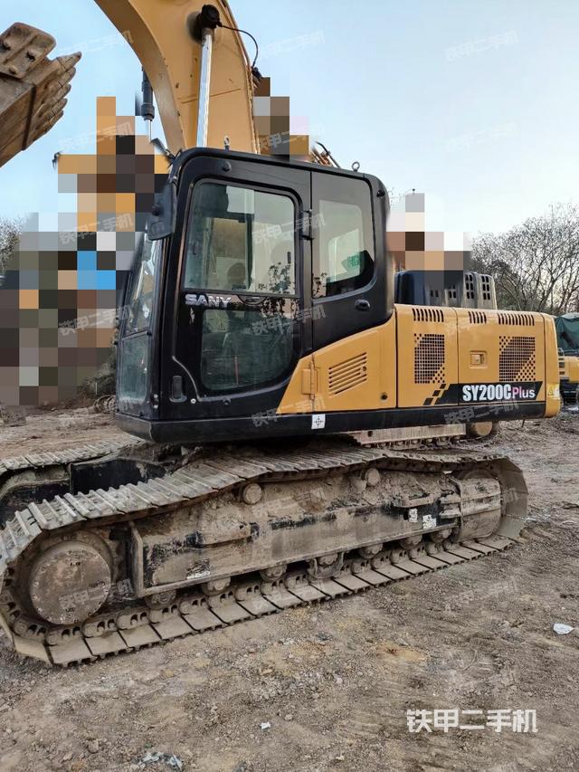 驾驶室整体（整机外观）