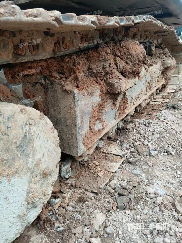 单侧履带整体（整机外观）