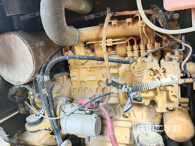 发动机整体俯视（整机外观）