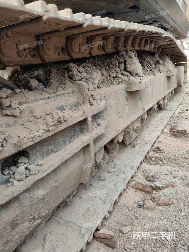 单侧履带整体（整机外观）