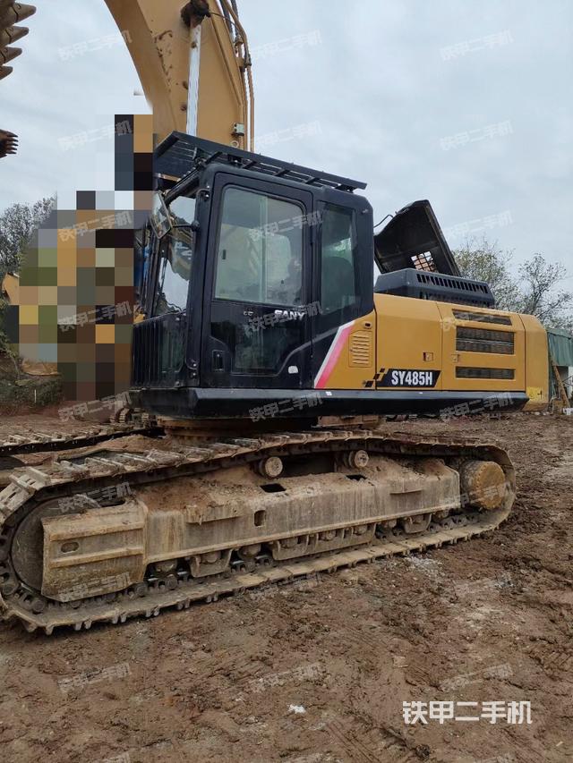 驾驶室整体（整机外观）