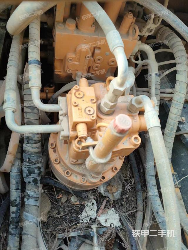 驾驶室整体（整机外观）