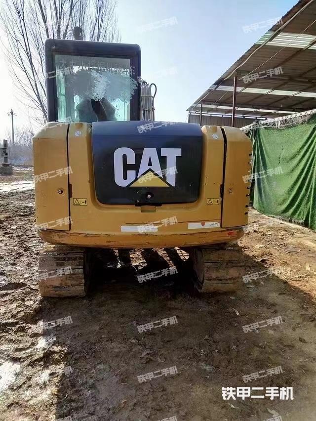 驾驶室顶部（整机外观）