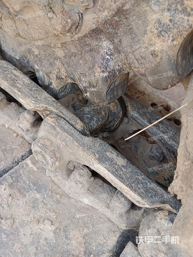 单侧履带整体（整机外观）