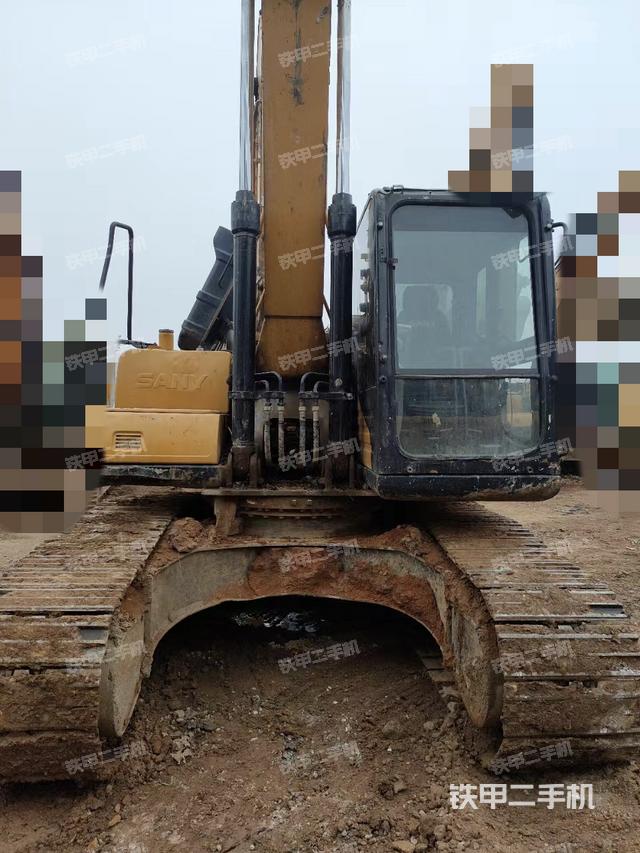 驾驶室顶部（整机外观）