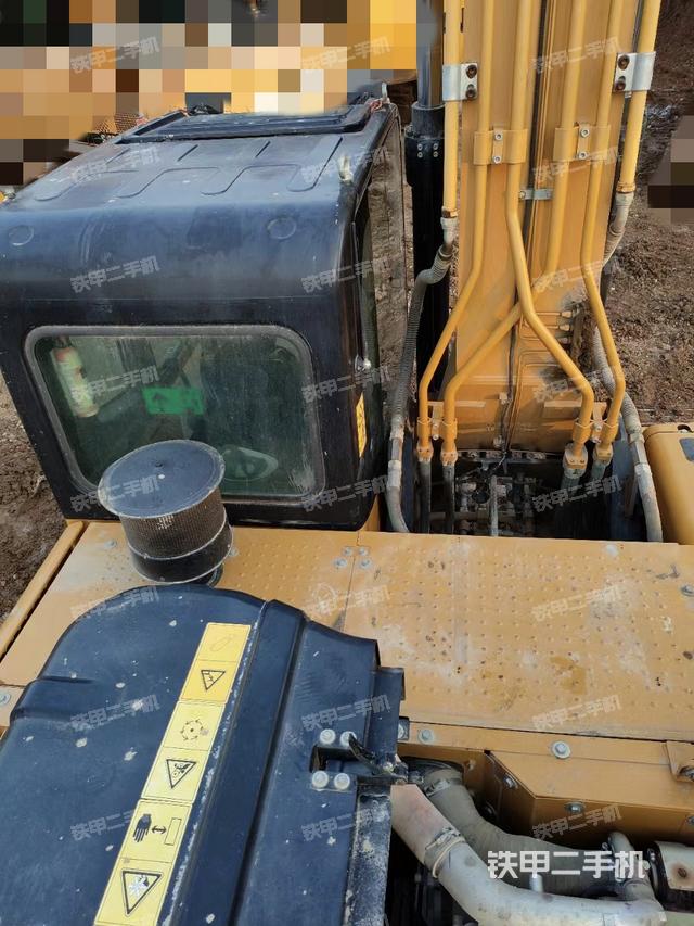 駕駛室頂部（整機(jī)外觀）