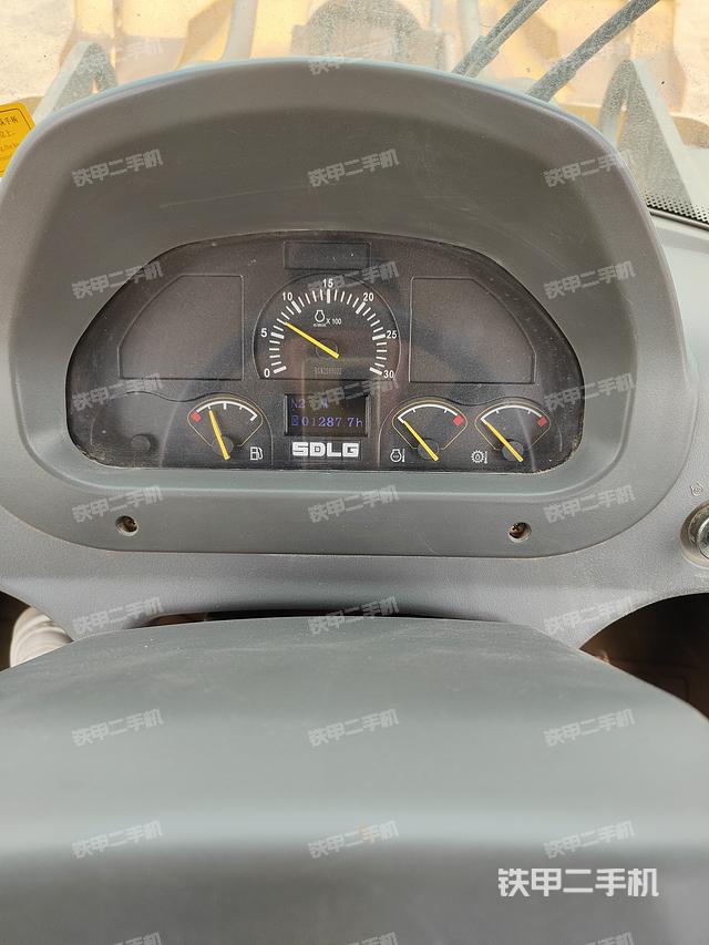 驾驶室操作台（整机外观及大件）