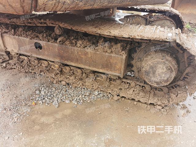 单侧履带整体（整机外观）