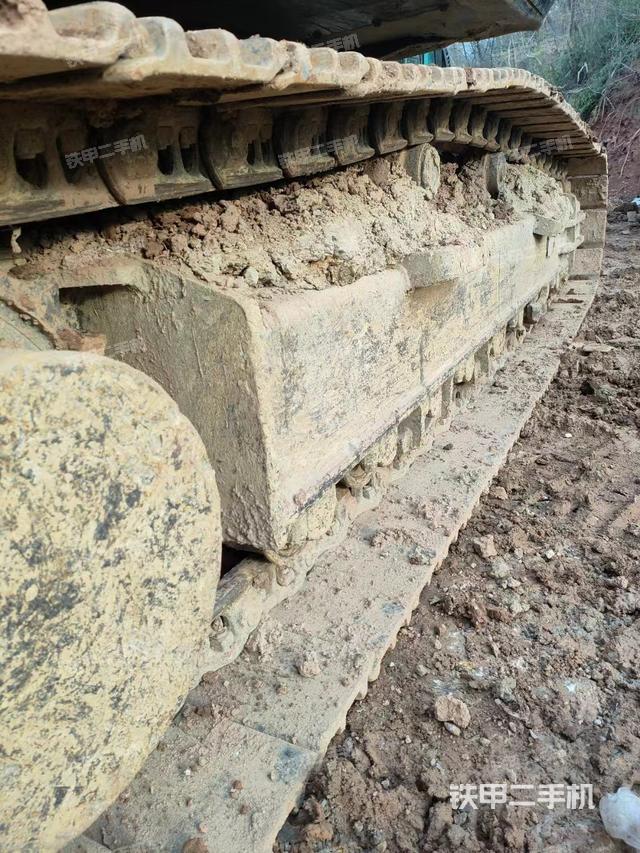 单侧履带整体（整机外观）