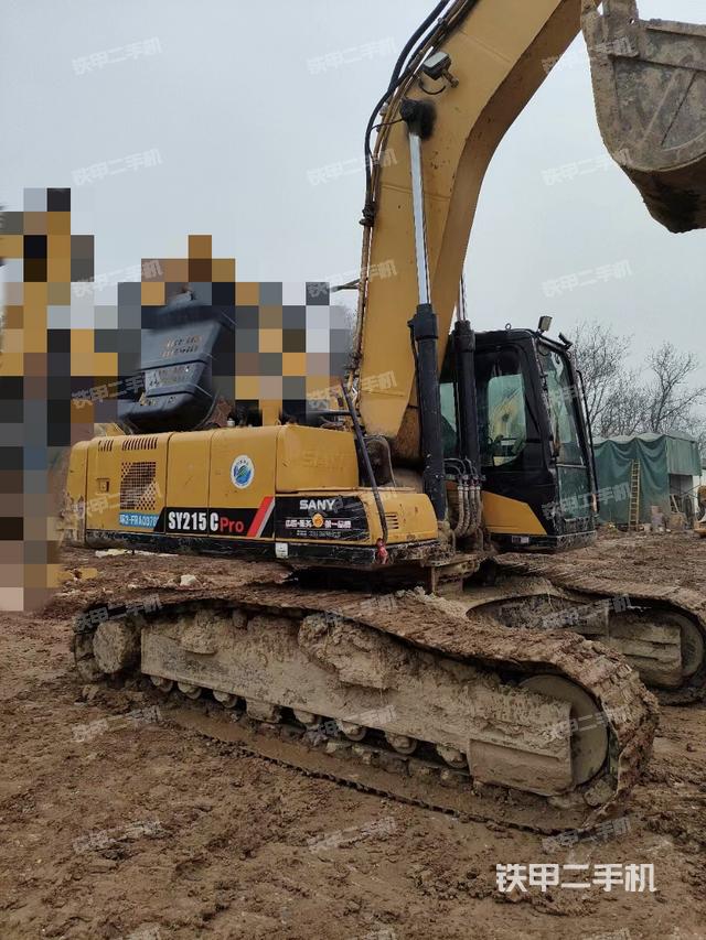 單側(cè)履帶整體（整機(jī)外觀）