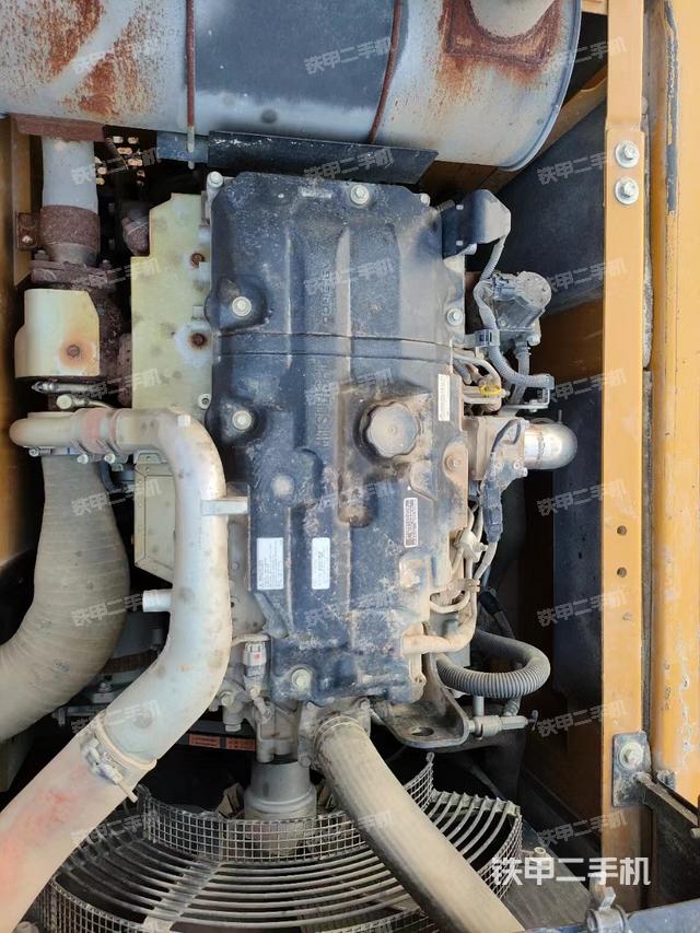 發(fā)動(dòng)機(jī)整體俯視（整機(jī)外觀）