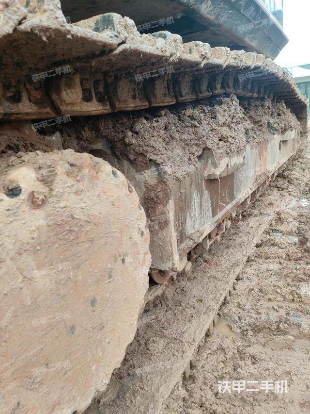 单侧履带整体（整机外观）