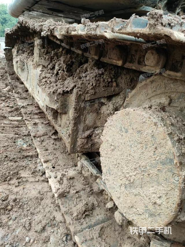 单侧履带整体（整机外观）