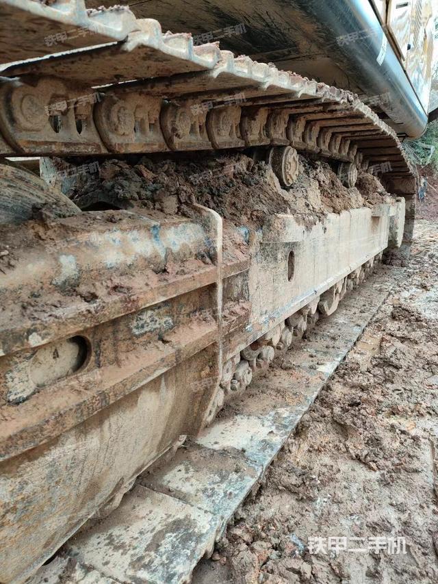 单侧履带整体（整机外观）