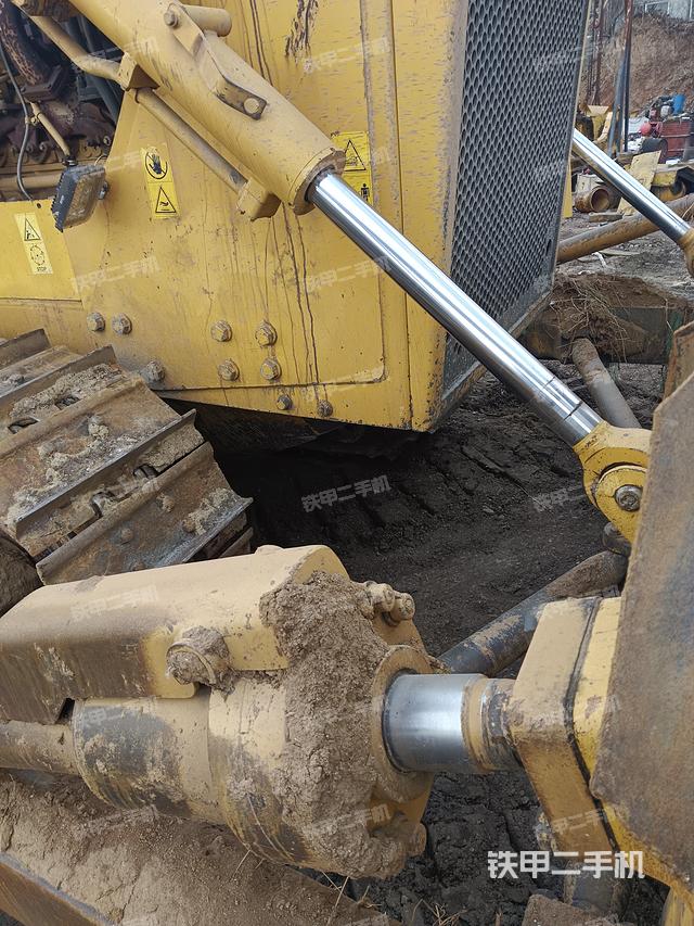 整机右侧（设备外观及核心部件）