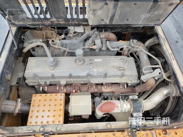 发动机整体俯视（整机外观）