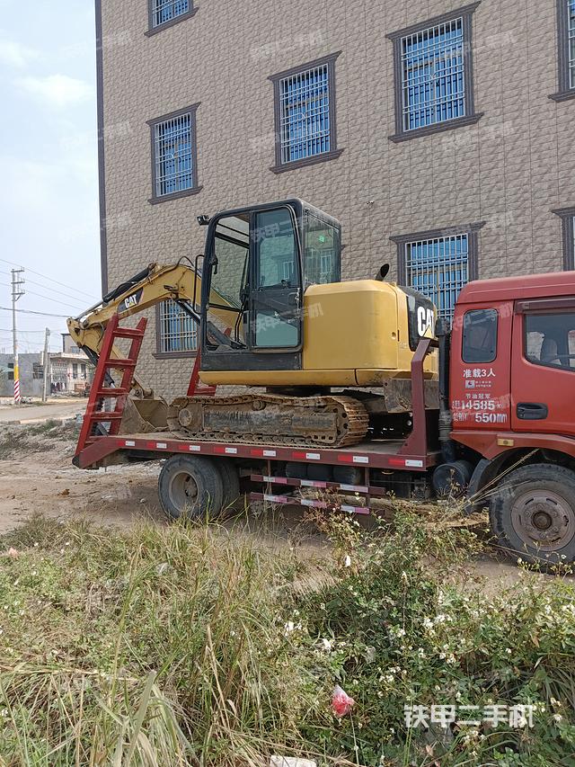 卡特彼勒CAT®305.5E2 小型液压挖掘机