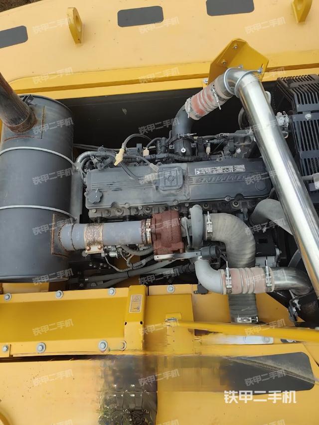 发动机整体俯视（整机外观）