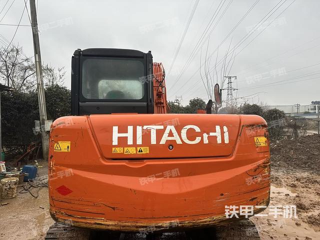 驾驶室顶部（整机外观）