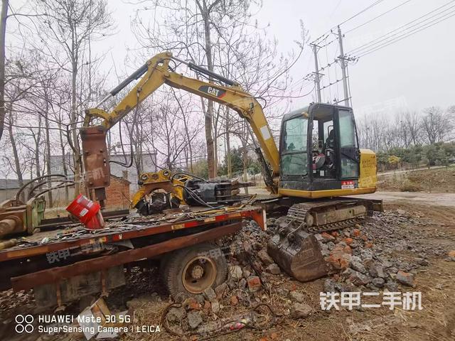 卡特彼勒CAT®305.5E2 小型液压挖掘机
