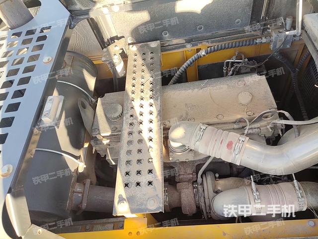 发动机整体俯视（整机外观）