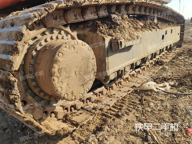 单侧履带整体（整机外观）