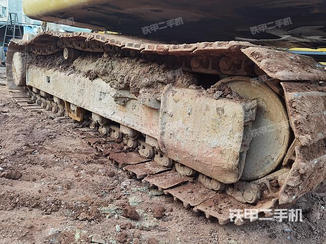 单侧履带整体（整机外观）