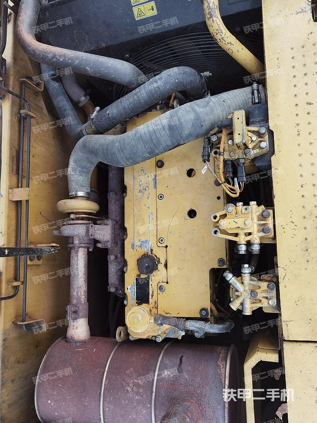 发动机整体俯视（整机外观）