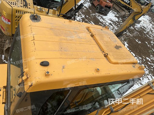 驾驶室顶部（整机外观）