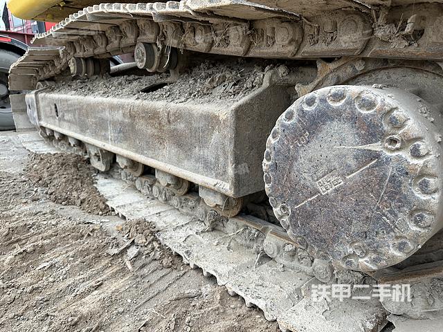 单侧履带整体（整机外观）