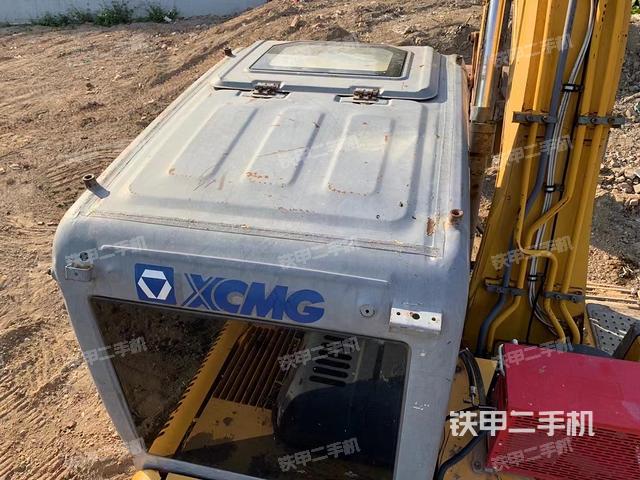 驾驶室顶部（整机外观）