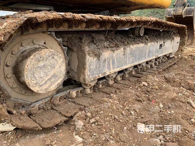 单侧履带整体（整机外观）