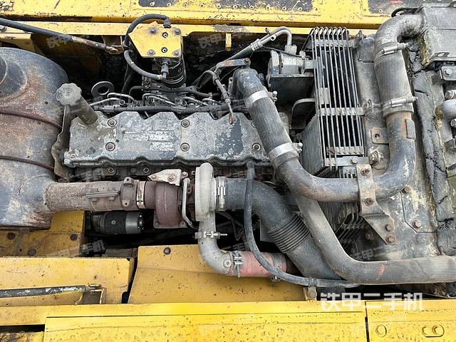 发动机整体俯视（整机外观）