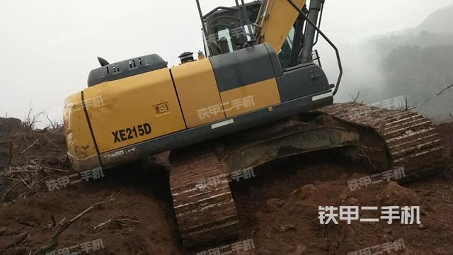 驾驶室顶部（整机外观）