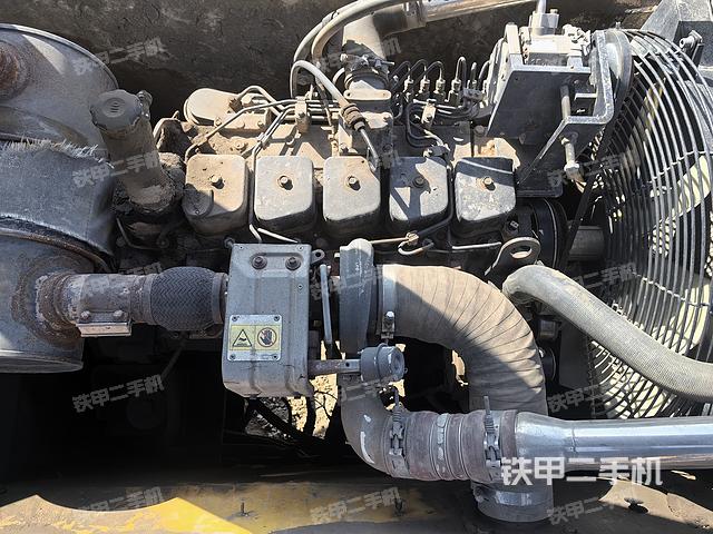 发动机整体俯视（整机外观）