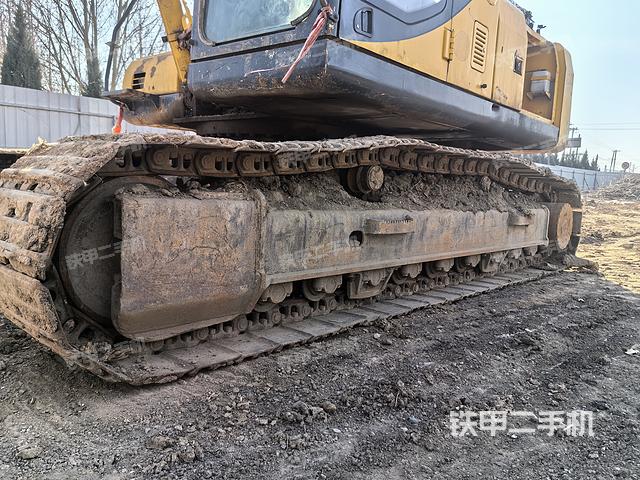 驾驶室整体（整机外观）