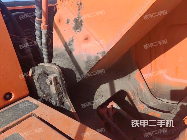 大臂根部?斜視（工作和回轉(zhuǎn)裝置）