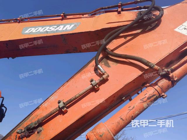 大臂整體?右側(cè)（工作和回轉(zhuǎn)裝置）