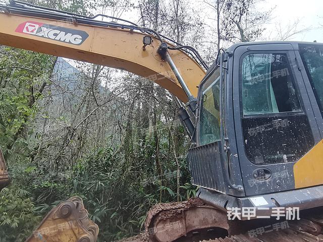 驾驶室整体（整机外观）