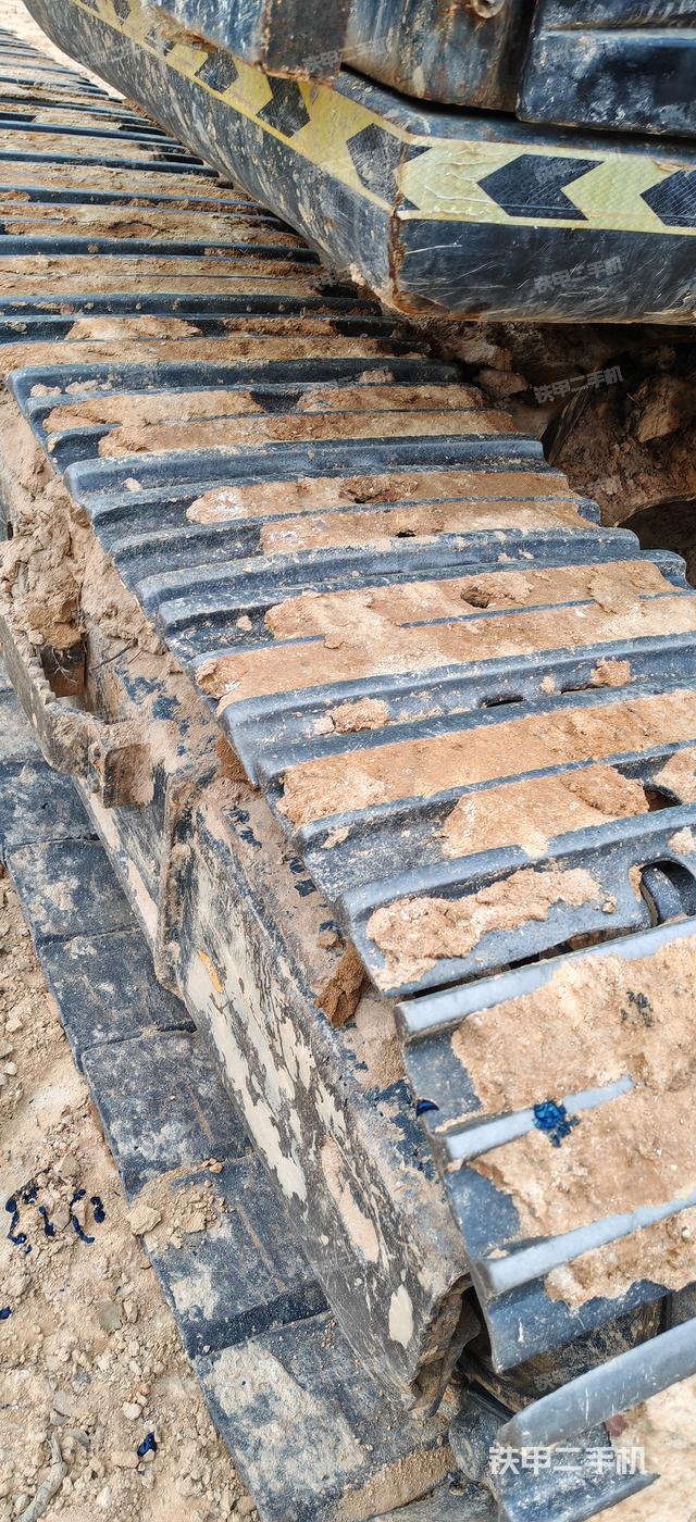 单侧履带整体（整机外观）