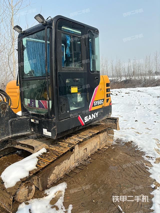 驾驶室整体（整机外观）