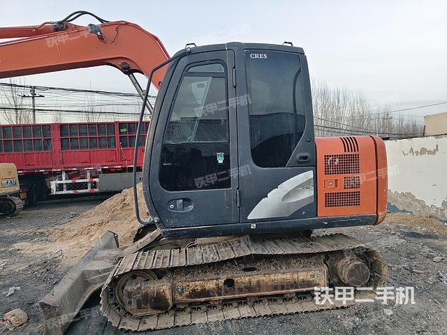 驾驶室顶部（整机外观）