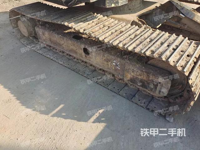 单侧履带整体（整机外观）