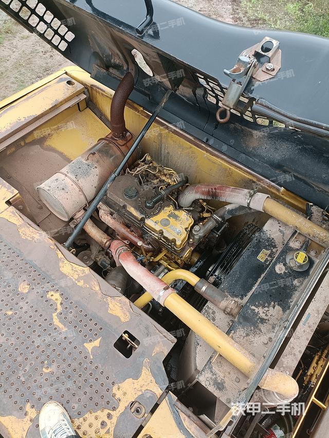 发动机整体俯视（整机外观）