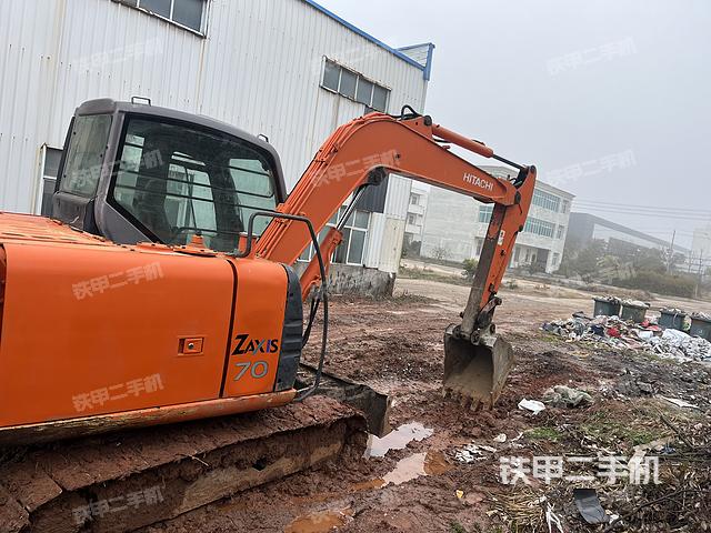 日立ZX70挖掘机