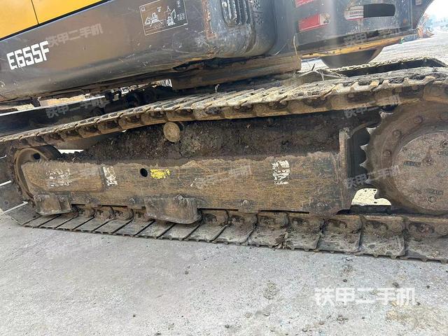 单侧履带整体（整机外观）