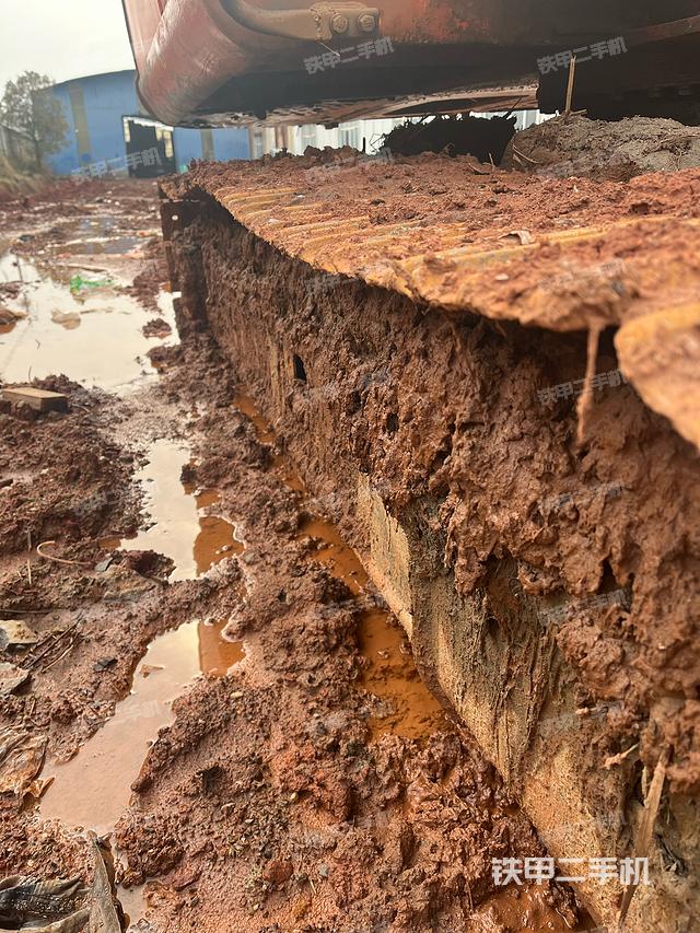 单侧履带整体（整机外观）